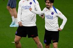 九游官网入口关于关键时刻巴黎圣日耳曼调整名单以备亚冠皇家马德里迎NBA常规赛关键赛，今晨里昂备战法甲直接炸裂的信息